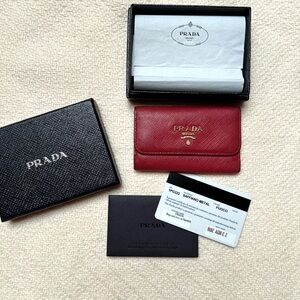 FULL INCLUSION - Prada Saffiano Key Holder